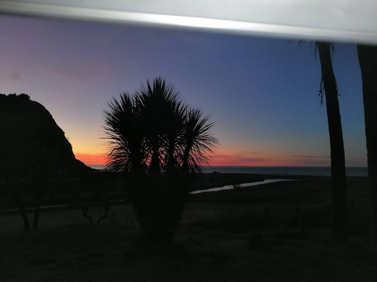 Sunrise Camping at Waipataki Beach 